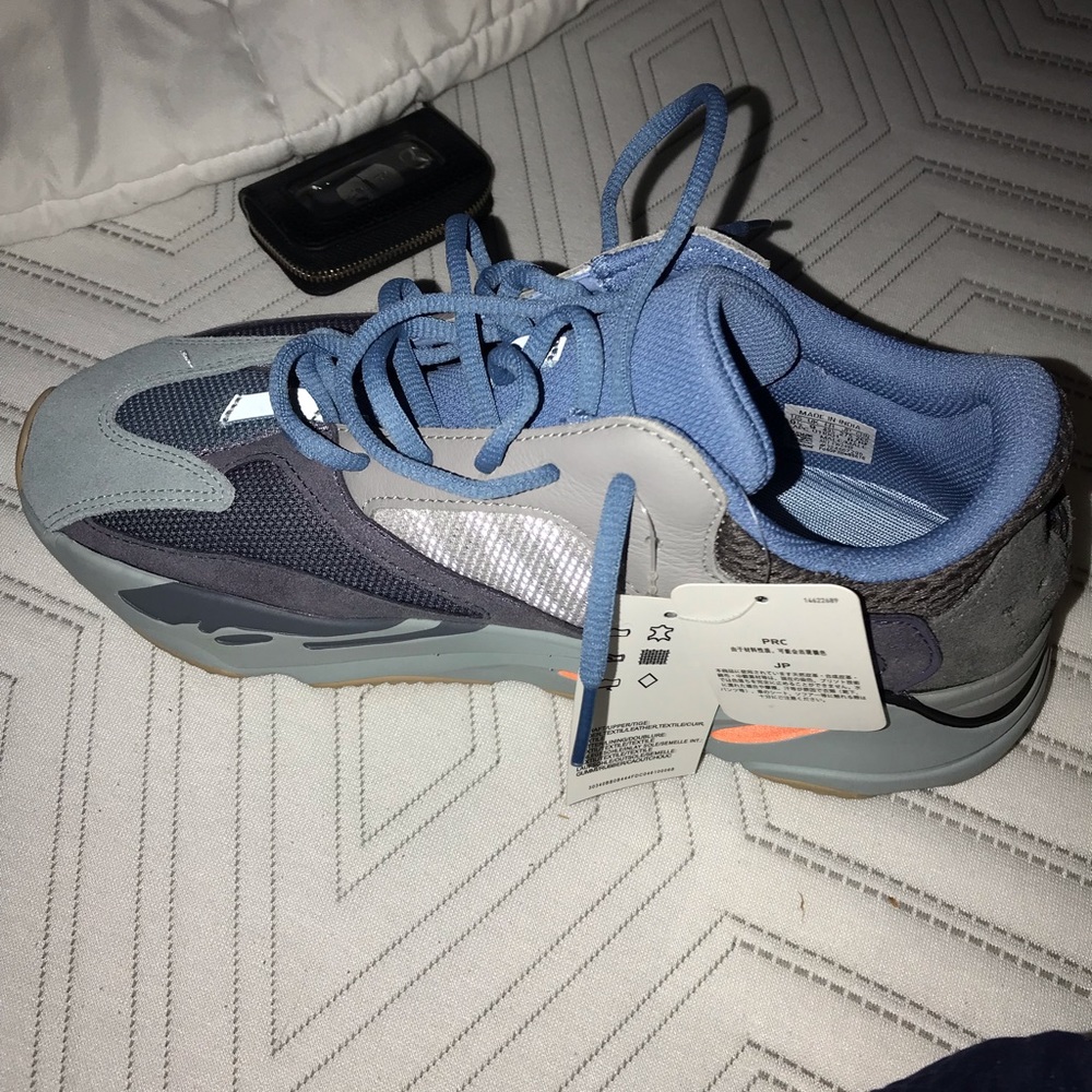 Yeezy 700